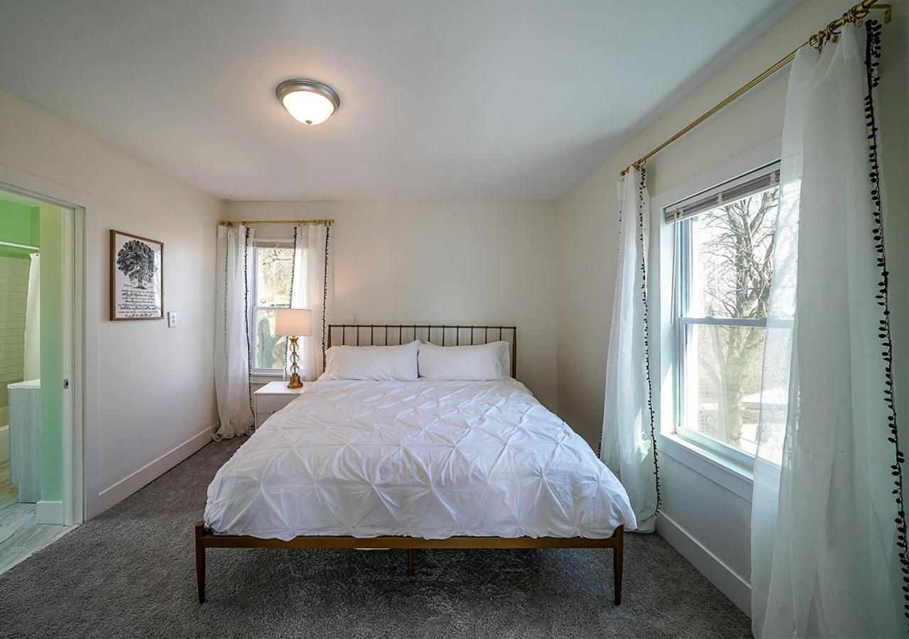 Tremont! 7 Min To Downtown Cleveland Villa Exterior photo